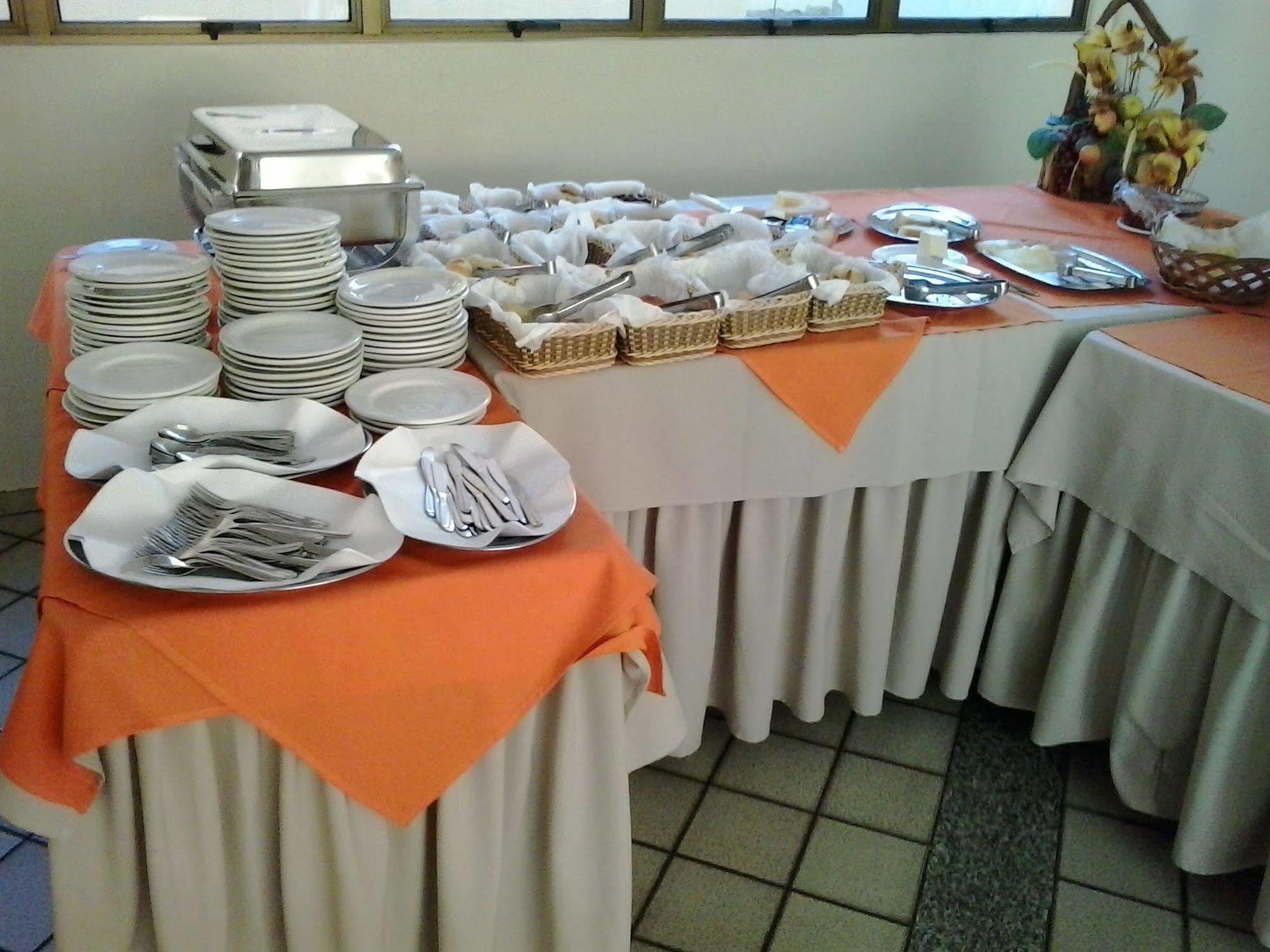 Hotel Oft Plaza Oeste Goiânia